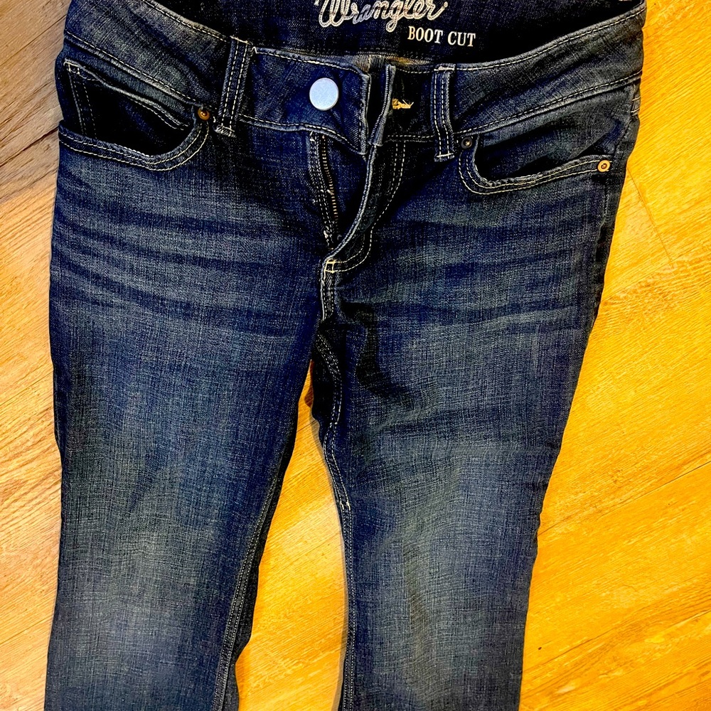 Wrangler - Picture 2 of 4